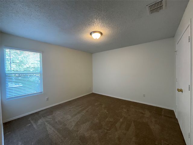 2233 Chestnut Drive, Little Elm, TX 75068