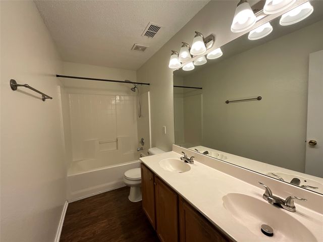 2233 Chestnut Drive, Little Elm, TX 75068