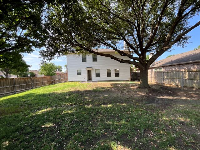 2233 Chestnut Drive, Little Elm, TX 75068