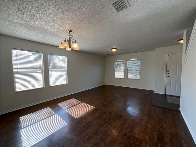 2233 Chestnut Drive, Little Elm, TX 75068