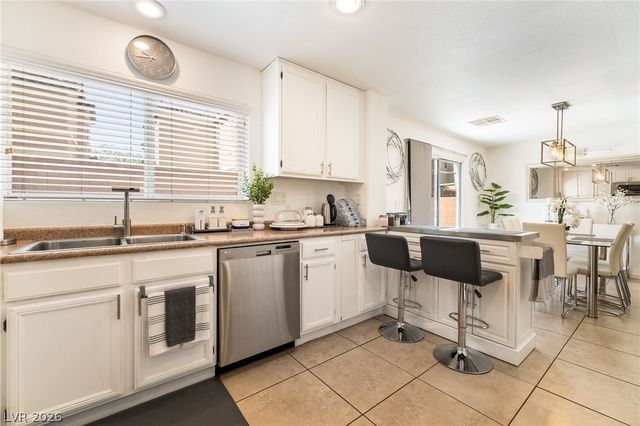 87 Glen Park Avenue, Las Vegas, NV 89183