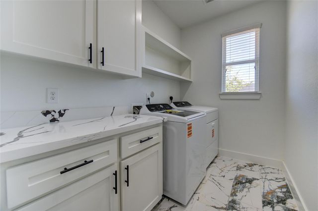 15940 Kitty Hawk Drive, Waller, TX 77484