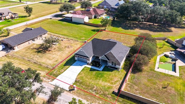 15940 Kitty Hawk Drive, Waller, TX 77484