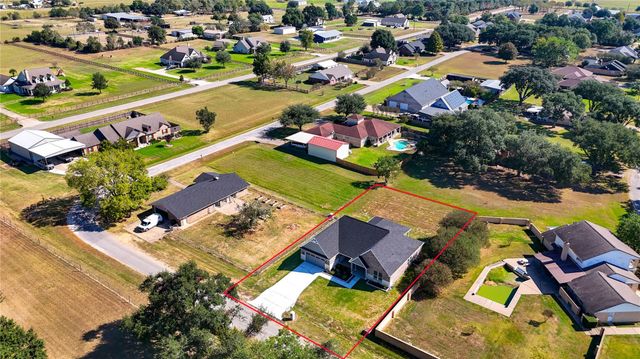 15940 Kitty Hawk Drive, Waller, TX 77484