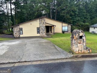 6180 Beethoven Circle, Riverdale, GA 30296