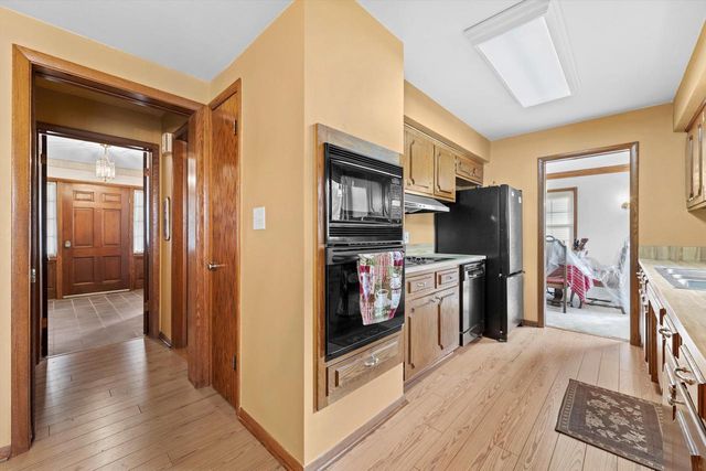 12011 W Ohio AVENUE, West Allis, WI 53227