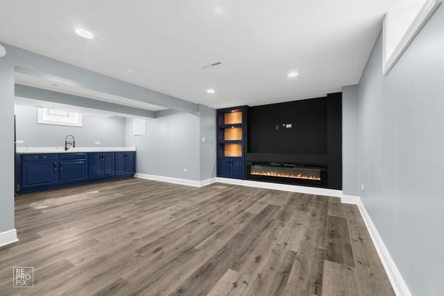 4329 W 81st Street, Chicago, IL 60652