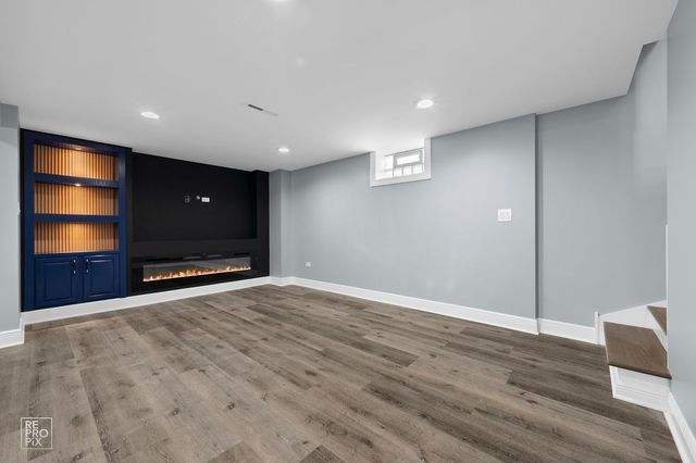 4329 W 81st Street, Chicago, IL 60652