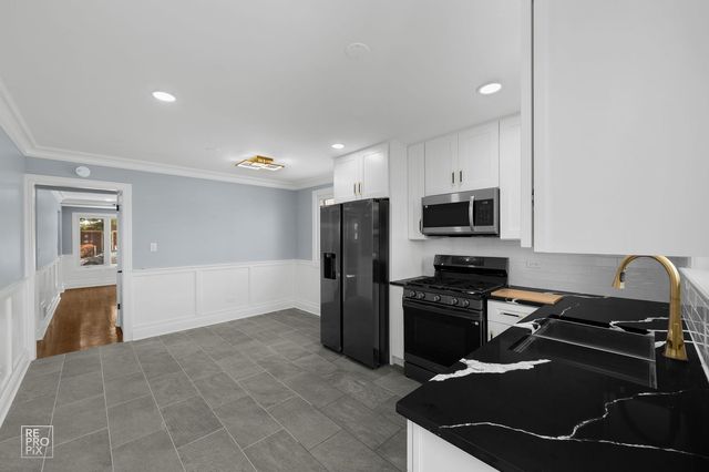 4329 W 81st Street, Chicago, IL 60652