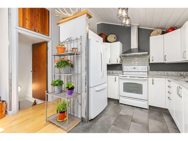 415 Upper Travis Gulch Rd, Black Hawk, CO 80422