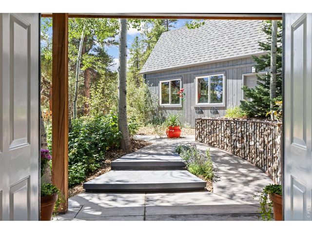 415 Upper Travis Gulch Rd, Black Hawk, CO 80422