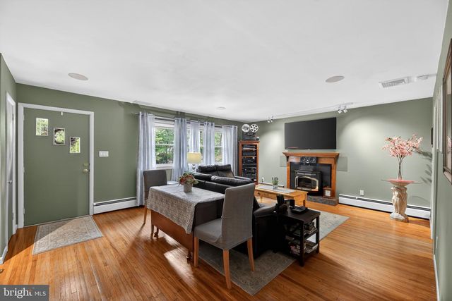 3 TOMAHAWK TRL, Medford, NJ 08055