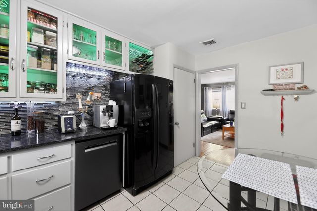 3 TOMAHAWK TRL, Medford, NJ 08055
