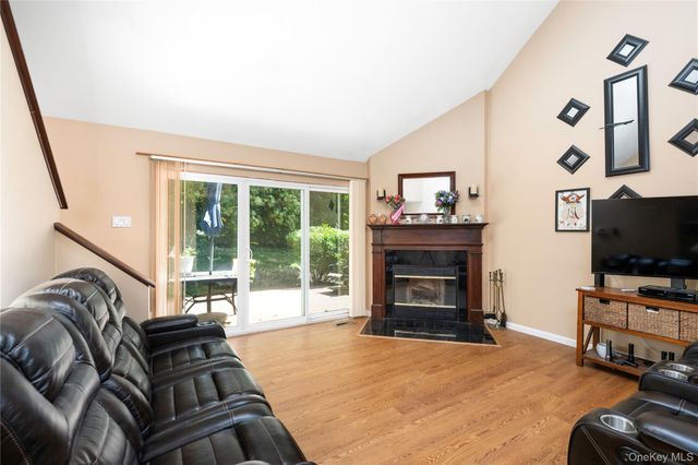3501 Homestead Court, Peekskill, NY 10566