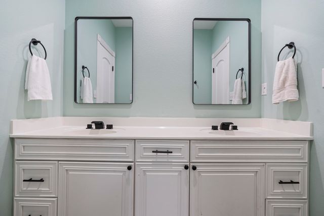 46 Bayshore Drive, Pensacola, FL 32507