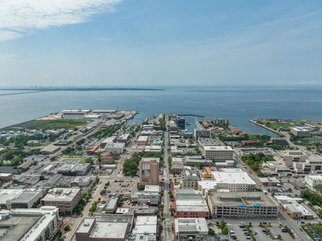 46 Bayshore Drive, Pensacola, FL 32507