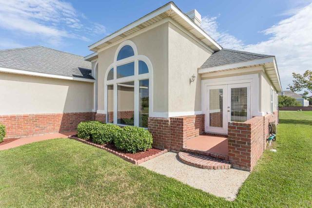 46 Bayshore Drive, Pensacola, FL 32507