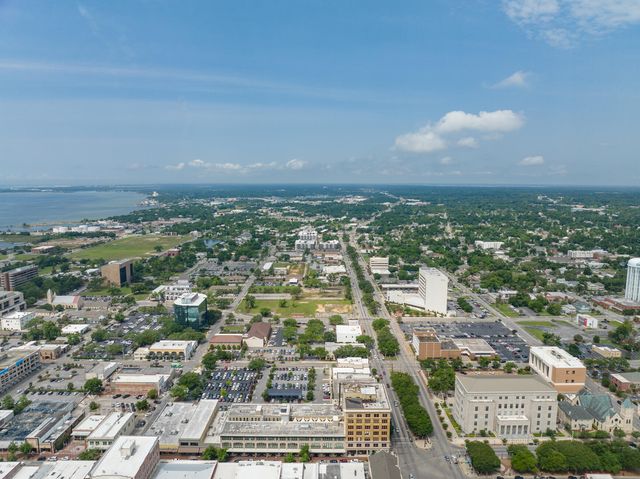 46 Bayshore Drive, Pensacola, FL 32507