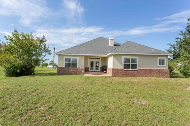 46 Bayshore Drive, Pensacola, FL 32507