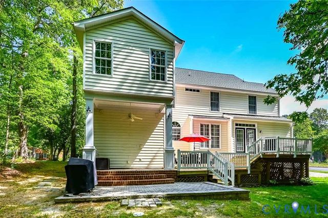 9047 Laurel Branch Cir, Mechanicsville, VA 23116