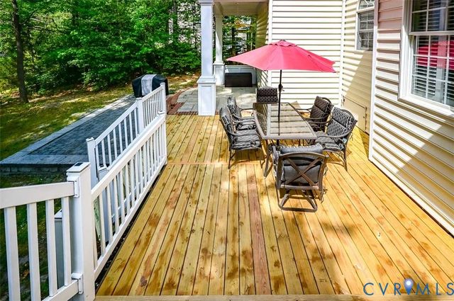9047 Laurel Branch Cir, Mechanicsville, VA 23116
