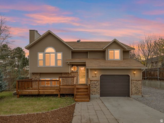 5281 W SAGUARO DR, West Jordan, UT 84081