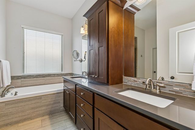 1662 S Logan Pass, Andover, KS 67002