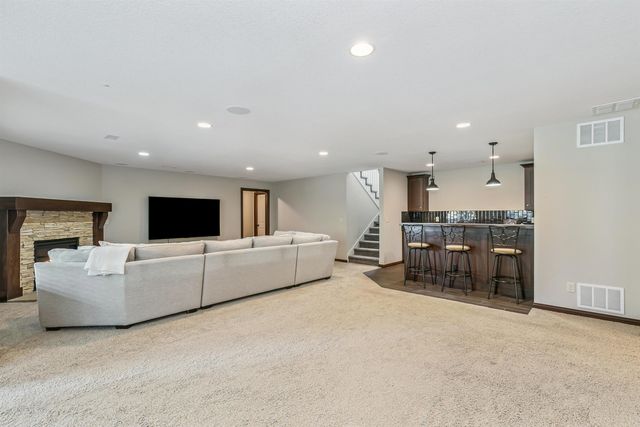 1662 S Logan Pass, Andover, KS 67002