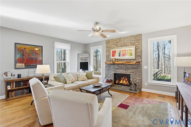 2845 Calgary Ln, Chester, VA 23831