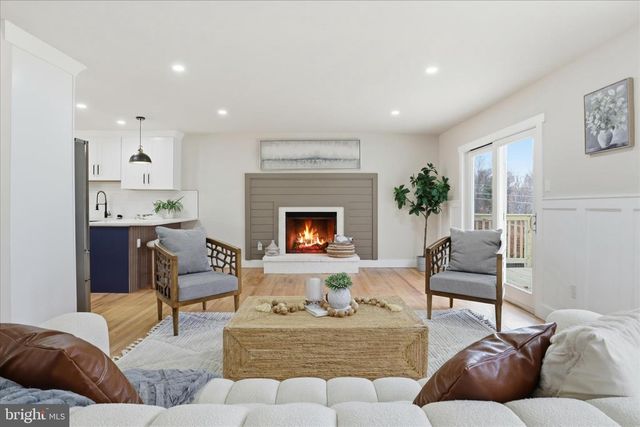 6112 REDWOOD LN, Alexandria, VA 22310