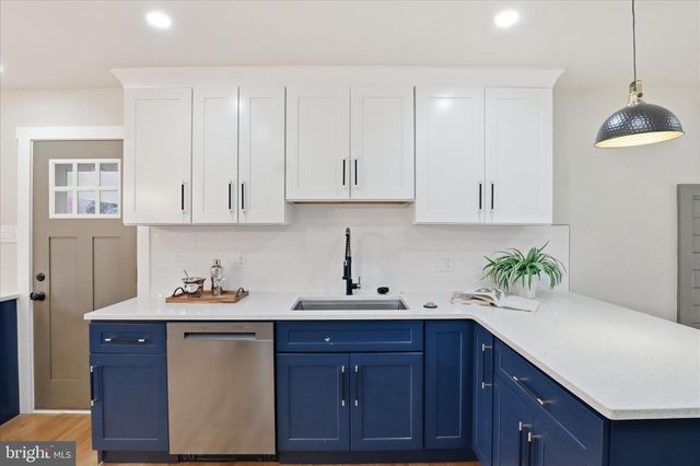 6112 REDWOOD LN, Alexandria, VA 22310