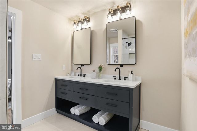 6112 REDWOOD LN, Alexandria, VA 22310