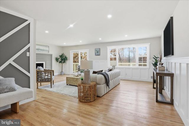 6112 REDWOOD LN, Alexandria, VA 22310