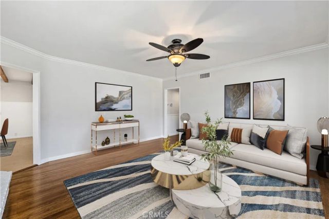 1048 E Comstock Avenue, Glendora, CA 91741