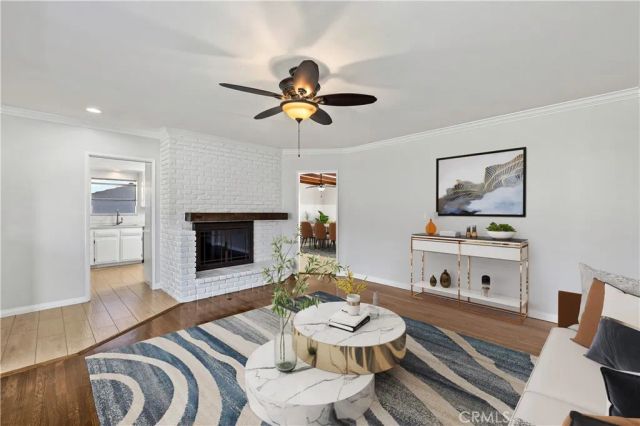 1048 E Comstock Avenue, Glendora, CA 91741