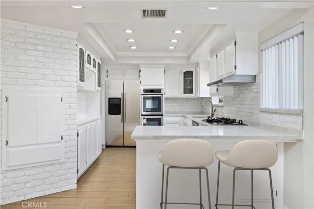 1048 E Comstock Avenue, Glendora, CA 91741