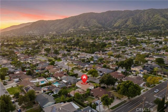 1048 E Comstock Avenue, Glendora, CA 91741
