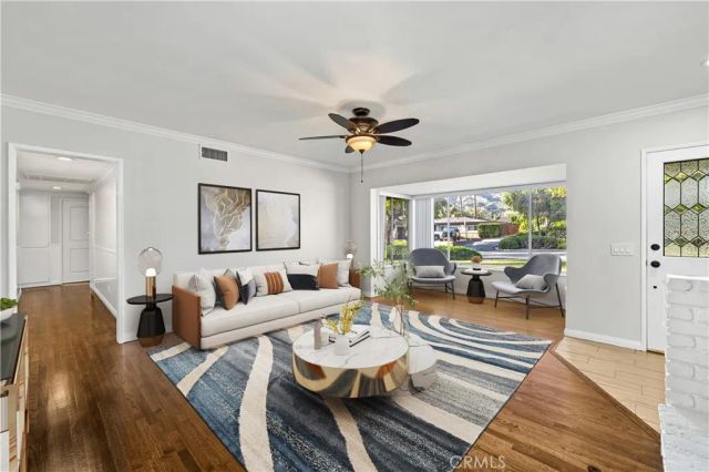 1048 E Comstock Avenue, Glendora, CA 91741