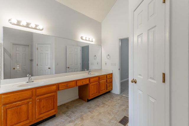 1615 Gunston Hall Road, Hixson, TN 37343