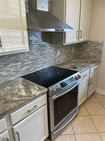 2847 S Evergreen Cir 2847, Boynton Beach, FL 33426