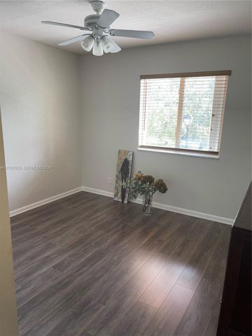 2847 S Evergreen Cir 2847, Boynton Beach, FL 33426