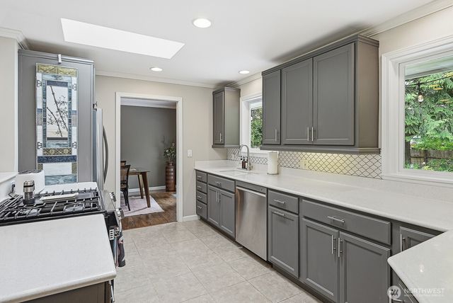 1829 NW 201st Street, Shoreline, WA 98177