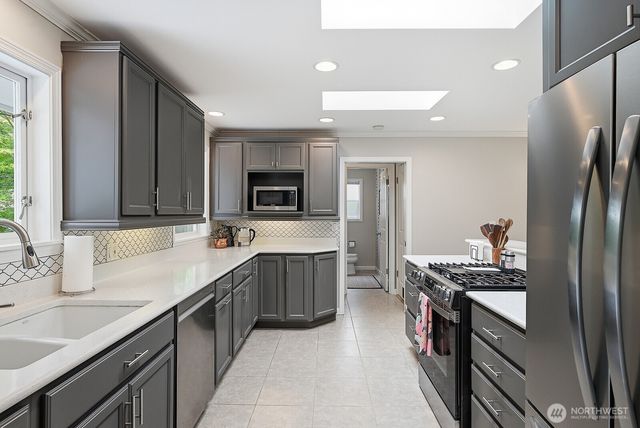 1829 NW 201st Street, Shoreline, WA 98177