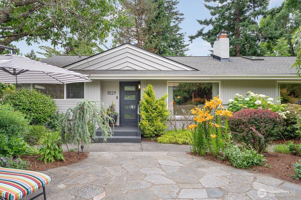 1829 NW 201st Street, Shoreline, WA 98177