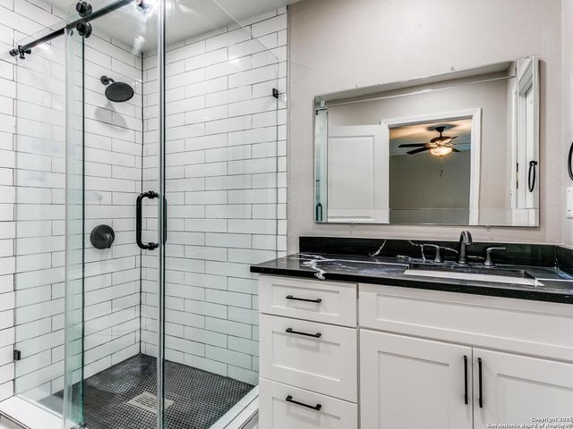 12211 Ecksminster, San Antonio, TX 78216