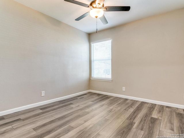 12211 Ecksminster, San Antonio, TX 78216