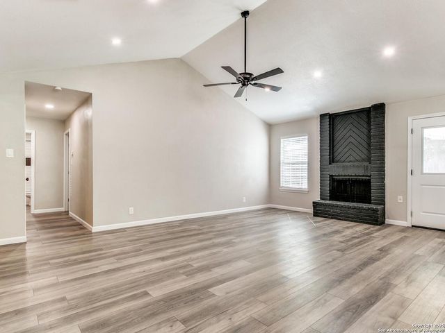 12211 Ecksminster, San Antonio, TX 78216