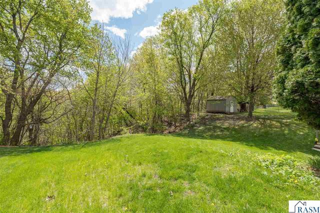 1925 Howard Drive, North Mankato, MN 56003