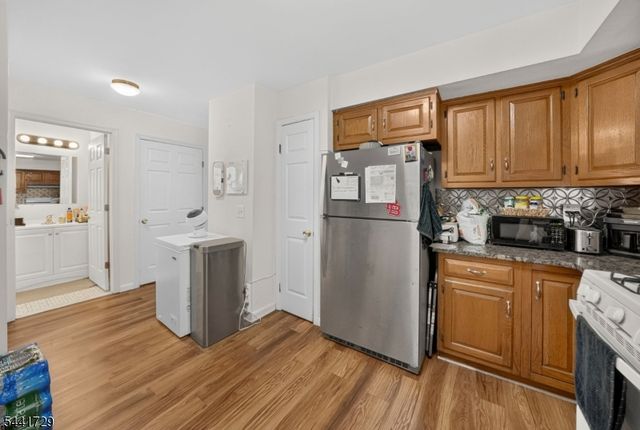 18 Fisher Ave, Bound Brook Boro, NJ 08805