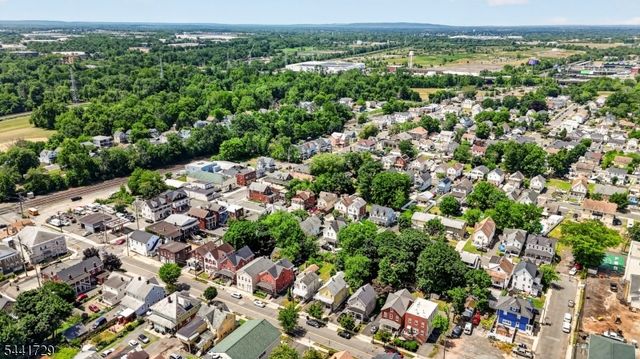 18 Fisher Ave, Bound Brook Boro, NJ 08805